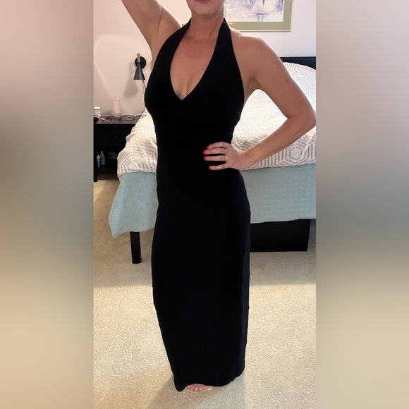 Form flattering, floor length, sexy halter dress. - Picture 8 of 13